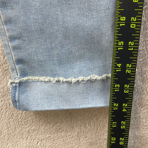 Lee Riders Womens Jeans Size 10 Blue Denim Light Wash Straight Cuffed Casual - Picture 6 of 14